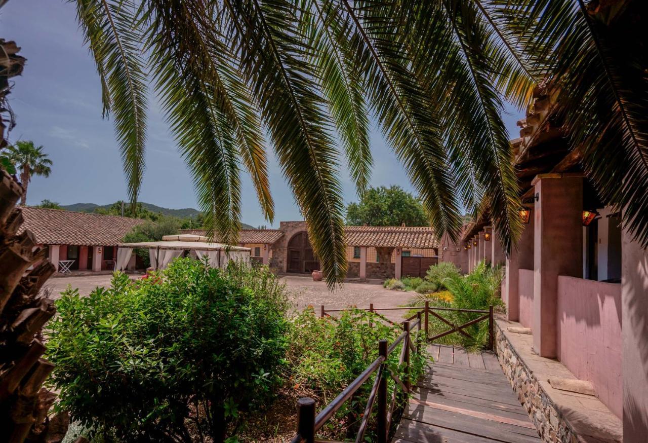 Il Monastero Hotel Geremeas Exterior photo