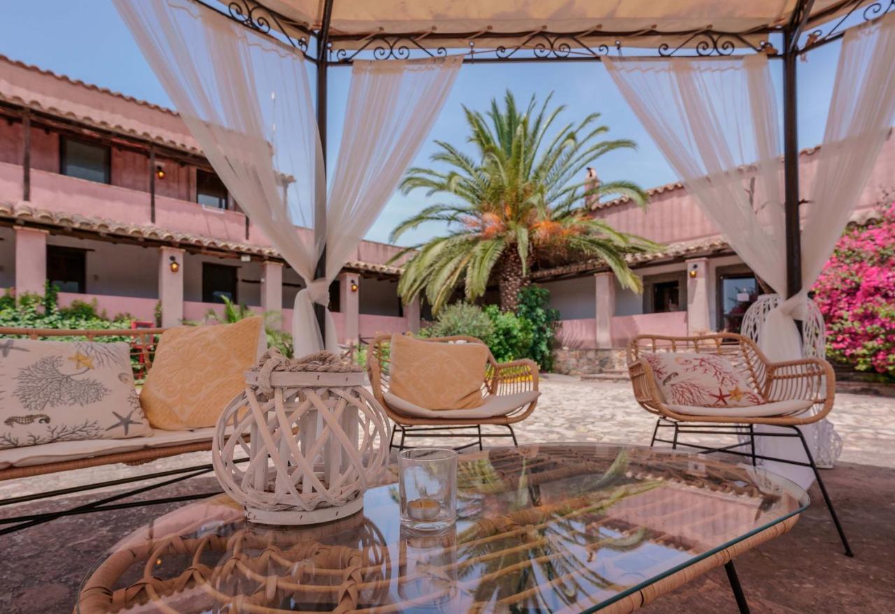 Il Monastero Hotel Geremeas Exterior photo