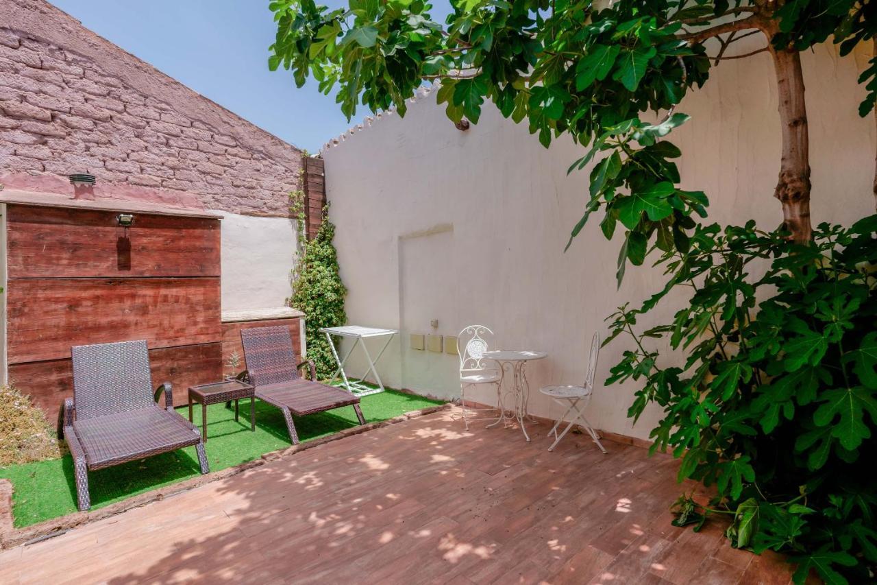 Il Monastero Hotel Geremeas Exterior photo