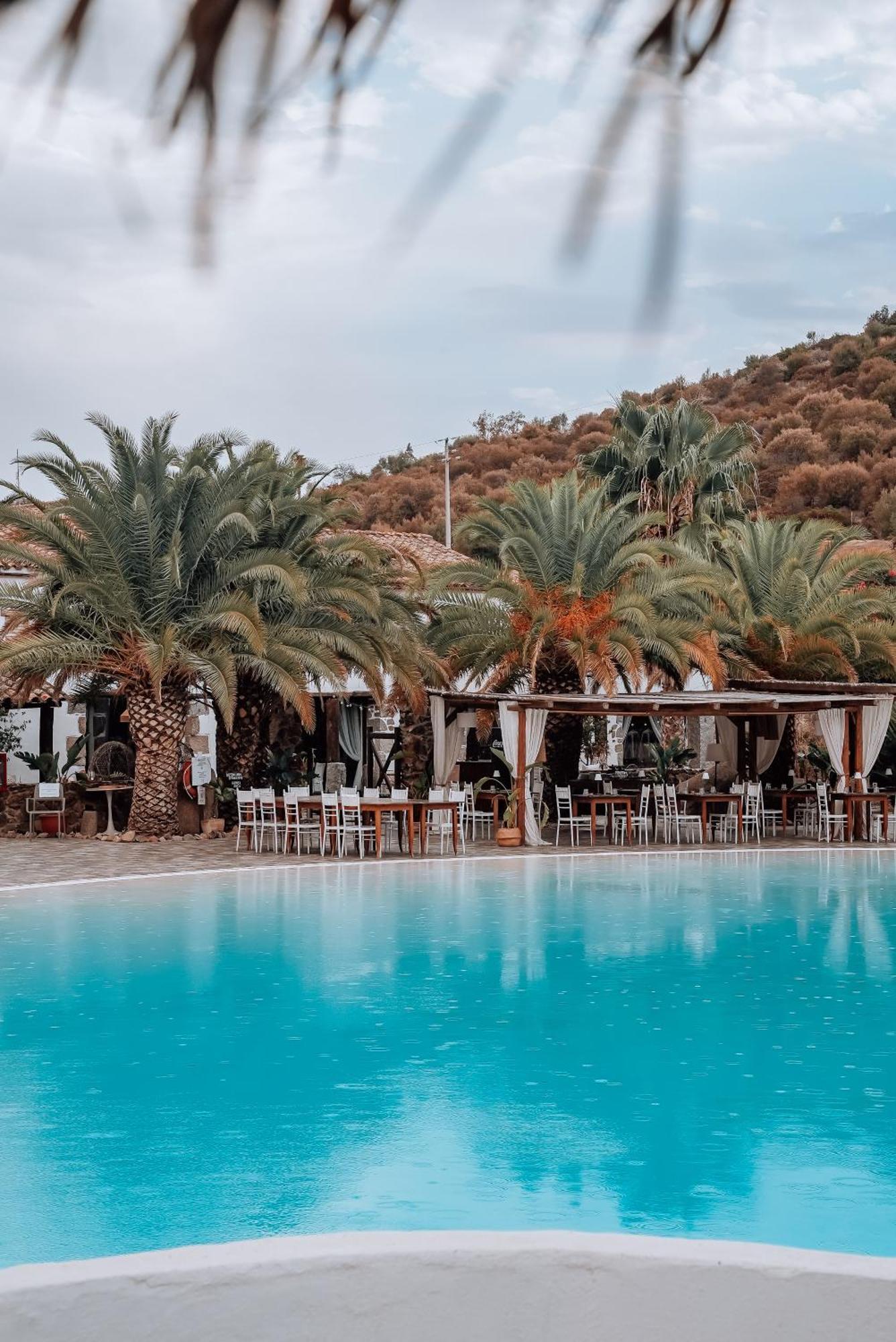 Il Monastero Hotel Geremeas Exterior photo
